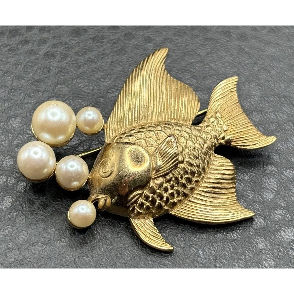 Vintage Fish Brooch Faux Pearl Bubbles Modernist Gold Tone Statement